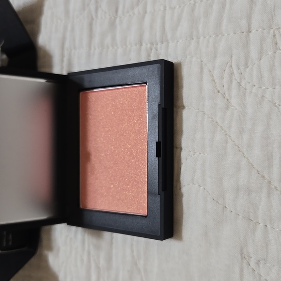 NARS Blush In Orgasm - Picture 2 of 6